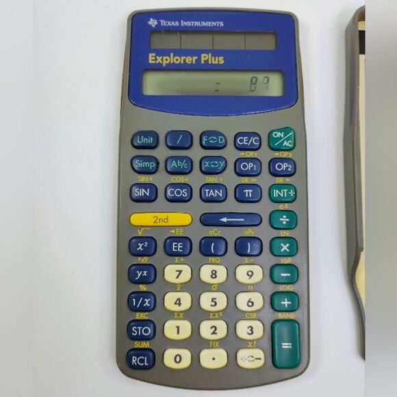 Texas Instruments Calculator Needs work for parts - Picture 2 of 13